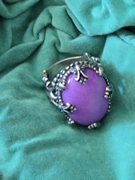 Carolyn Pollack Jewelry - CAROLYN POLLACK Ring Size 7.5, Genuine Oval Charoite Sterling Silver. GORGEOUS!